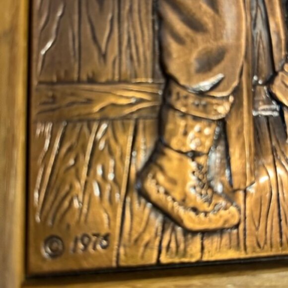 Vintage 1976 A Nadeau Quebec Canadian artist Copper embossed on wood fiddler - Picture 4 of 5